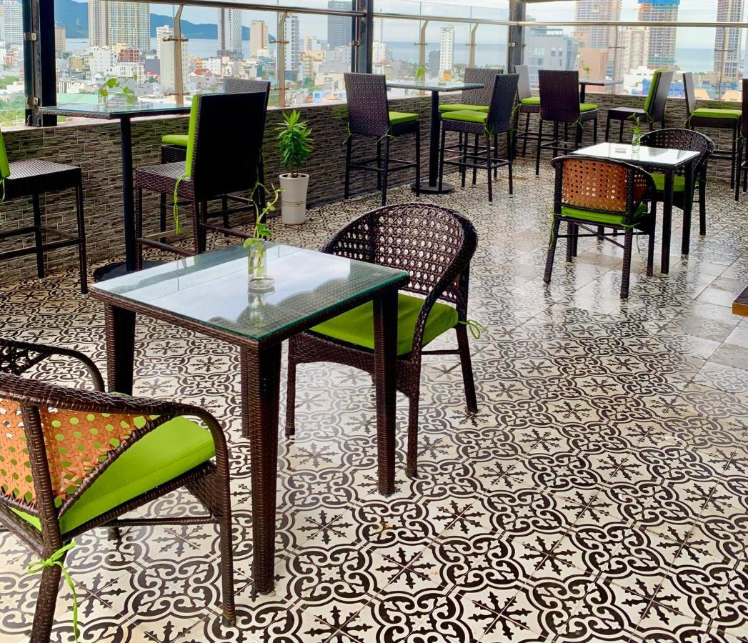 Roliva Hotel & Apartment Danang Exterior photo