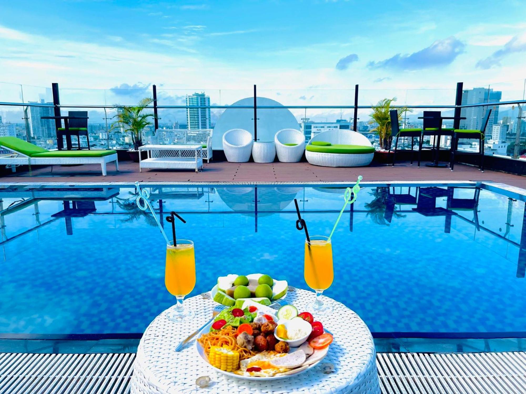 Roliva Hotel & Apartment Danang Exterior photo